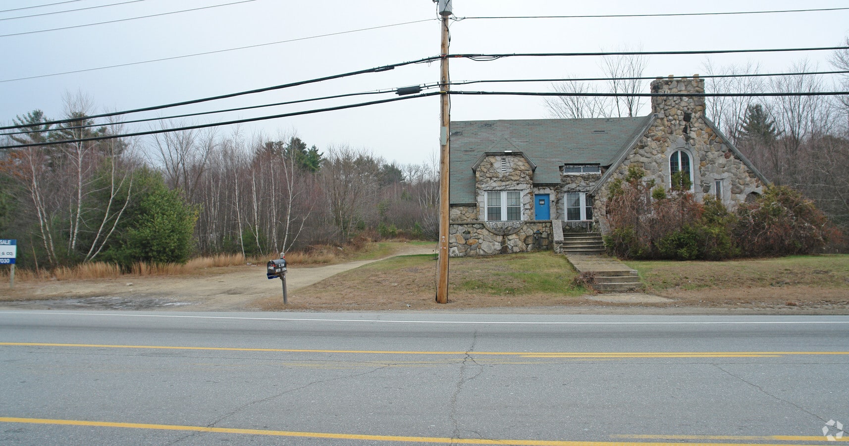 1253 Hooksett Rd, Hooksett, NH 03106