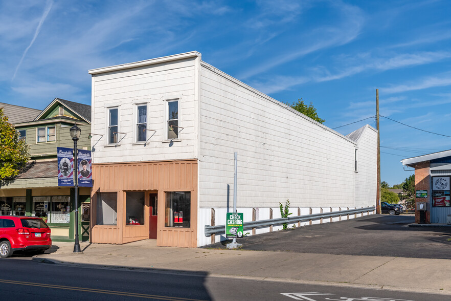 227 Market St, Brookville, OH for sale - Building Photo - Image 1 of 46