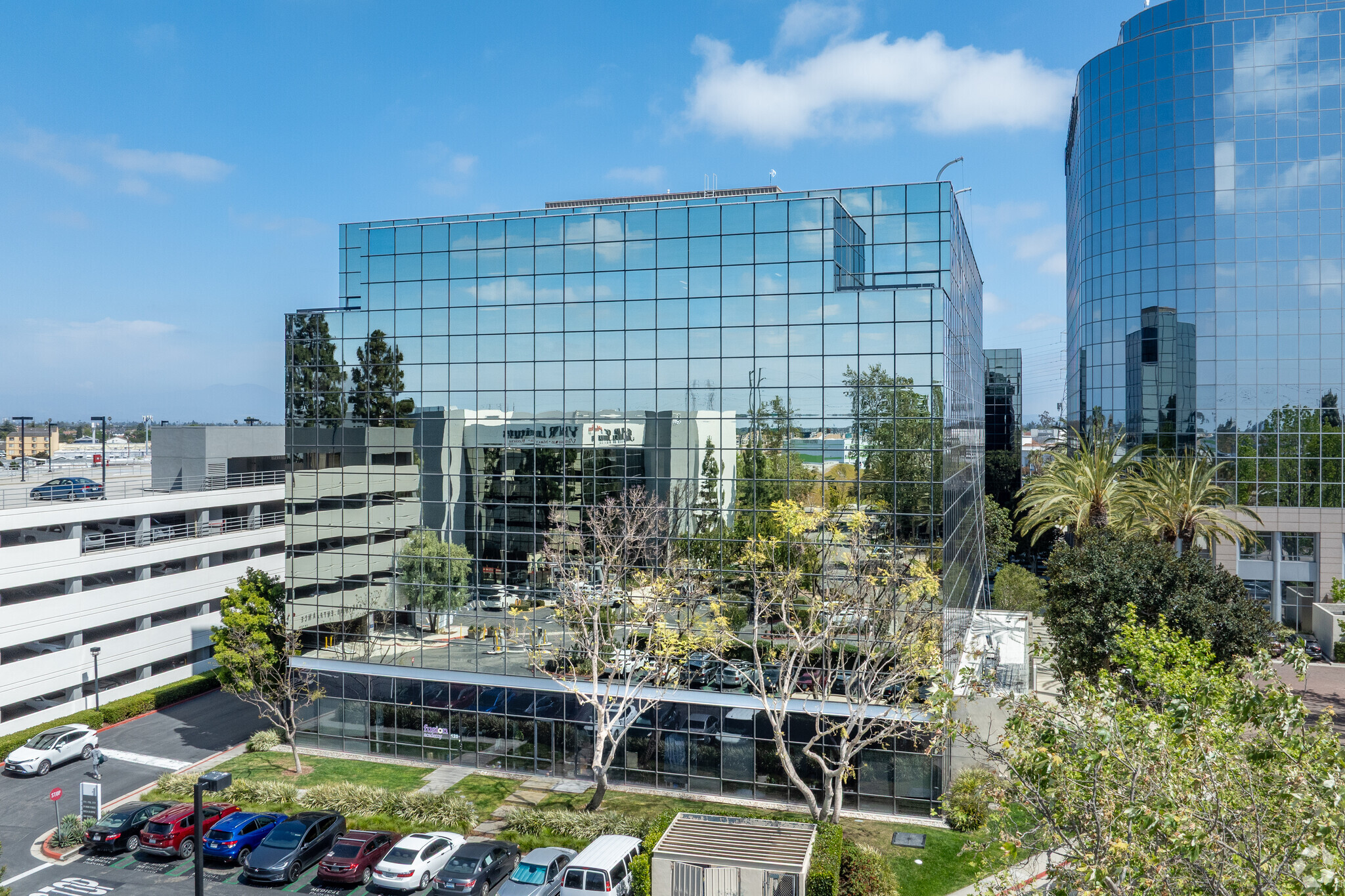 7711 Center Ave, Huntington Beach, CA for sale Primary Photo- Image 1 of 1