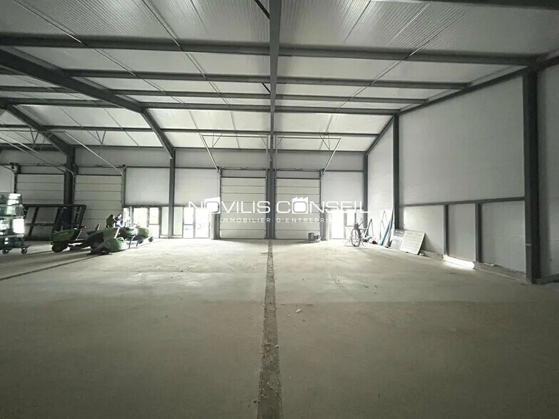 Flex in Buzet-sur-Tarn for lease - Building Photo - Image 3 of 4