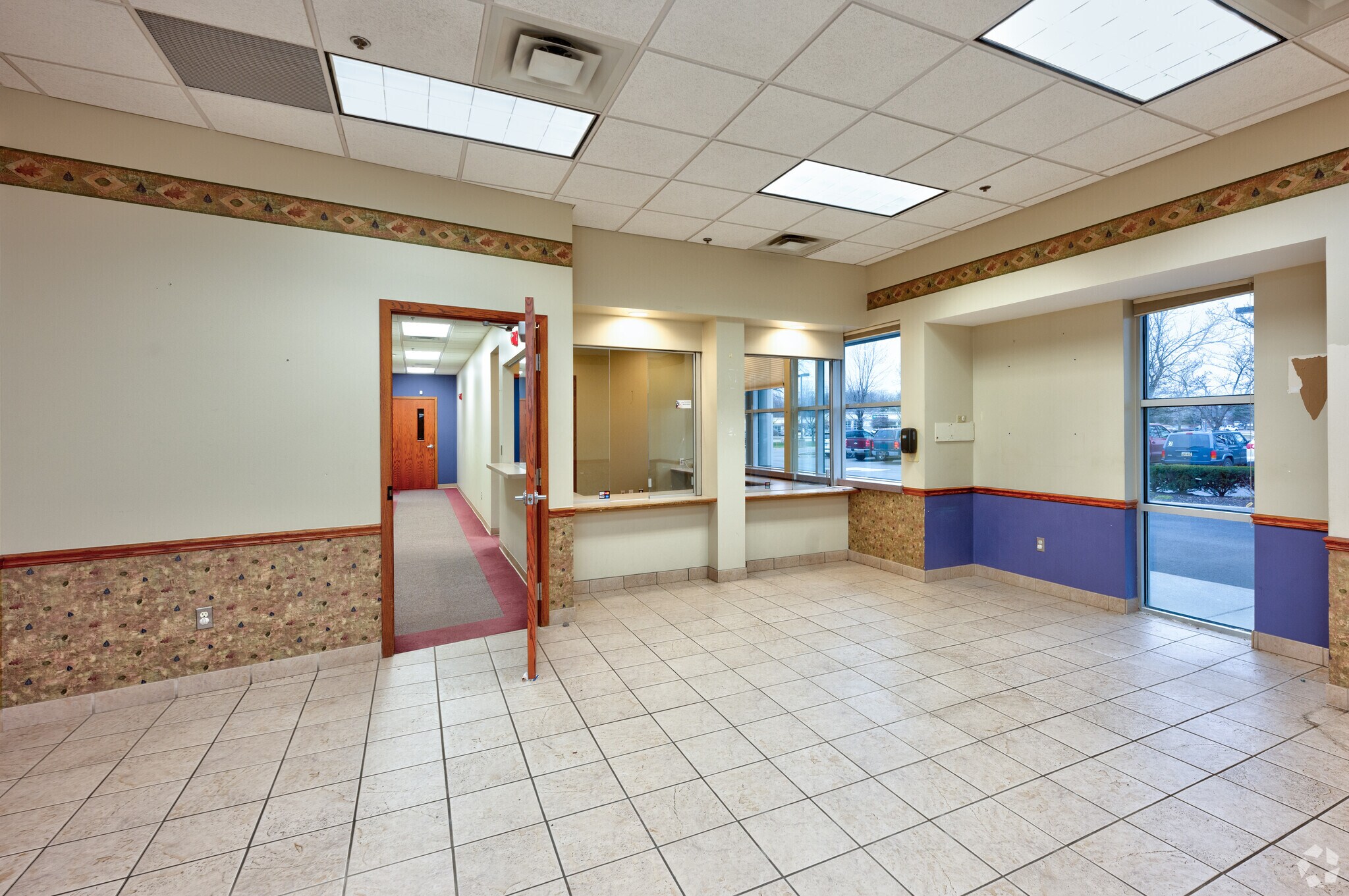 1375 S Lapeer Rd, Lake Orion, MI for lease Interior Photo- Image 1 of 8