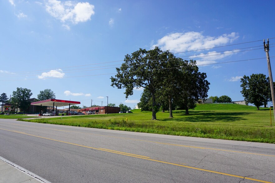 East 10th St., Rolla, MO for sale - Building Photo - Image 1 of 1