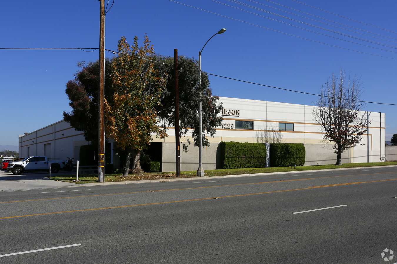 1229 Railroad St, Corona, CA 92882 - Industrial for Sale | LoopNet