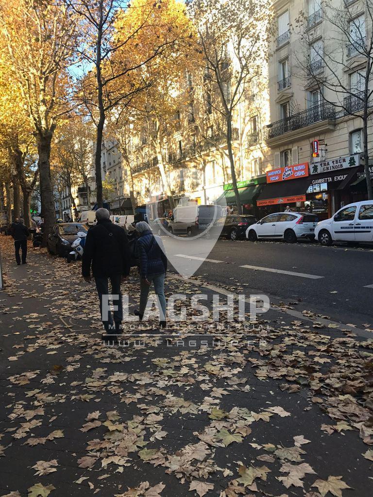 Retail in Paris for lease Building Photo- Image 1 of 3