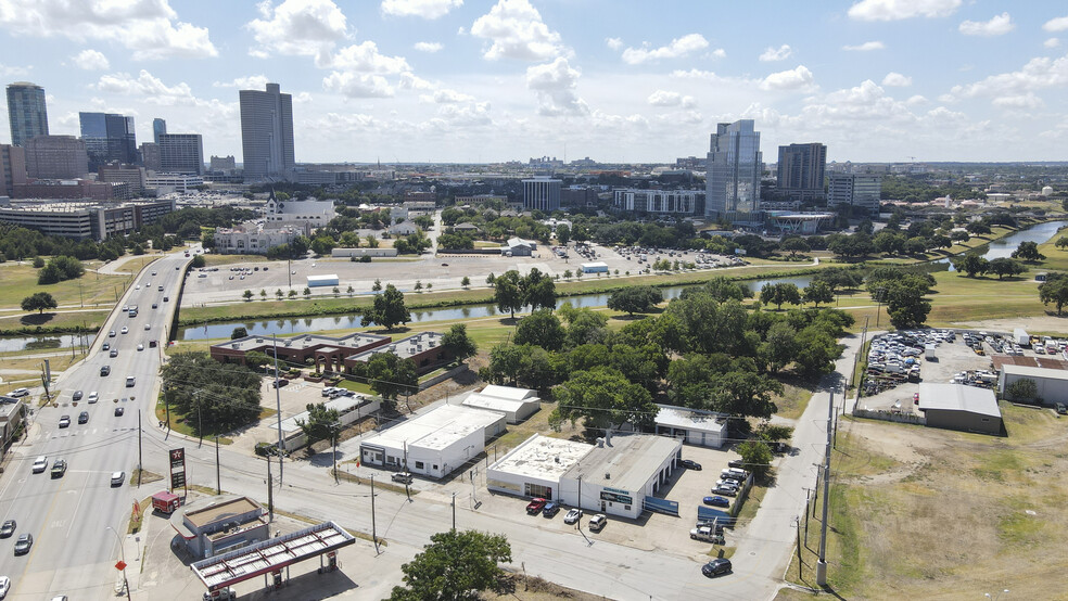 White Settlement Properties portfolio of 3 properties for sale on LoopNet.com - Building Photo - Image 1 of 37