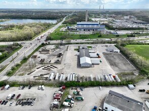 1560 W Raymond St, Indianapolis, IN - AERIAL  map view