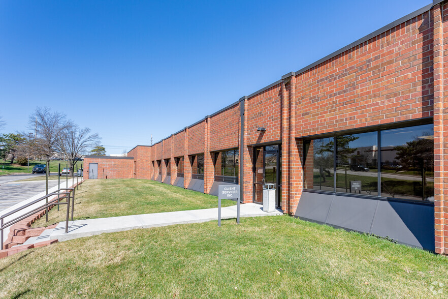 14425 College Blvd, Lenexa, KS for lease - Building Photo - Image 1 of 11