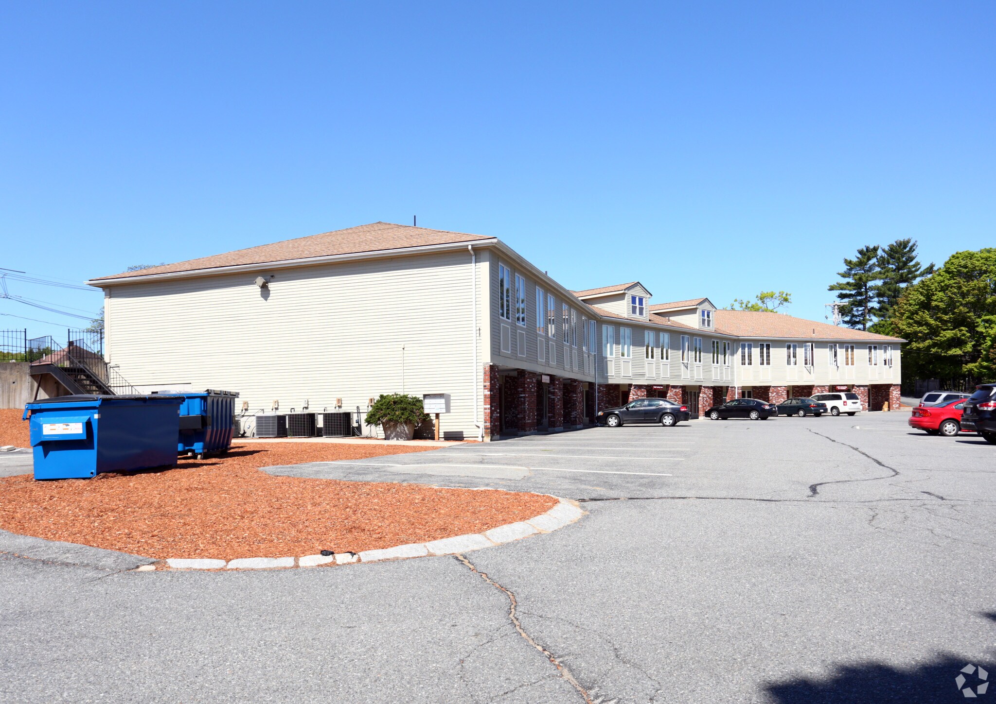 668-688 Main St, Wilmington, MA for sale Primary Photo- Image 1 of 1