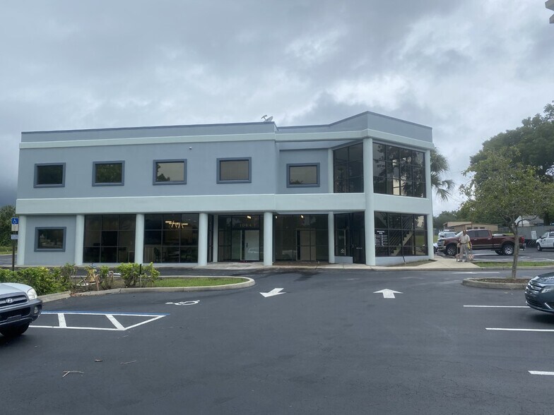 1064 E Highway 50, Clermont, FL 34711 Executive Suite Highway 50