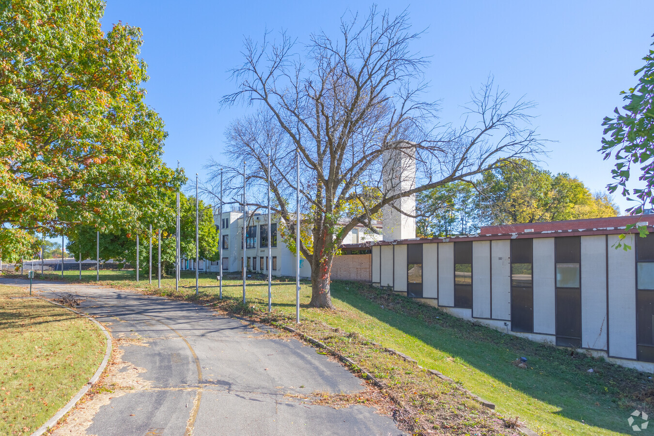 4032 Linden Ave Dayton Oh 45432 Vacant Office Building Loopnet Com