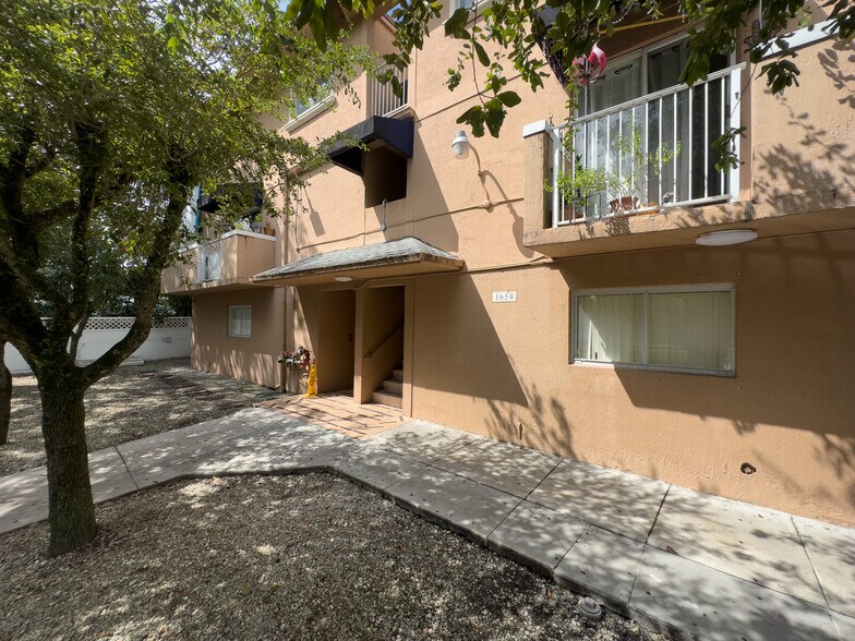 1650 NW 25th Ave, Miami, FL for sale - Building Photo - Image 1 of 1