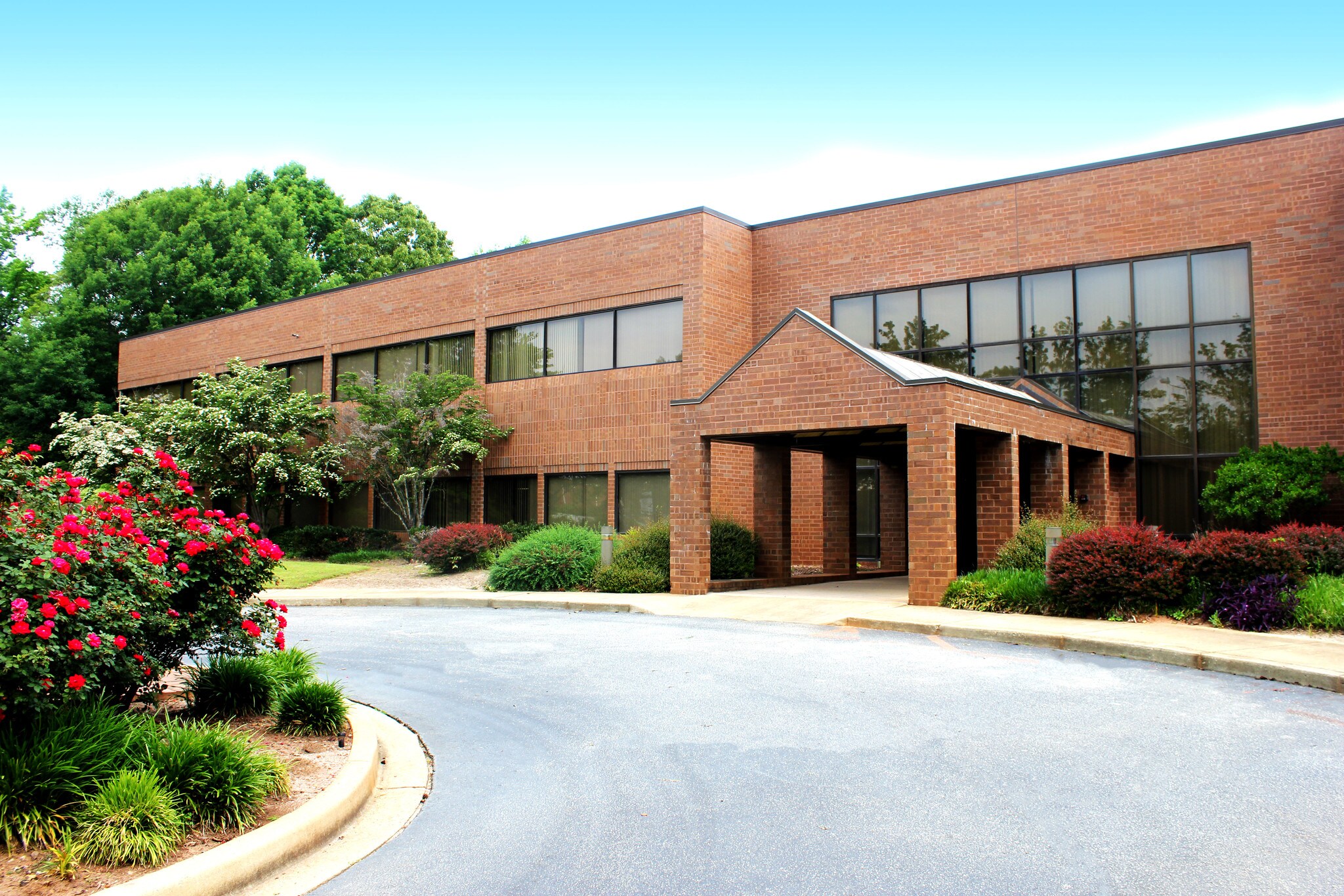 211 Bi Lo Blvd, Greenville, SC for sale Primary Photo- Image 1 of 1