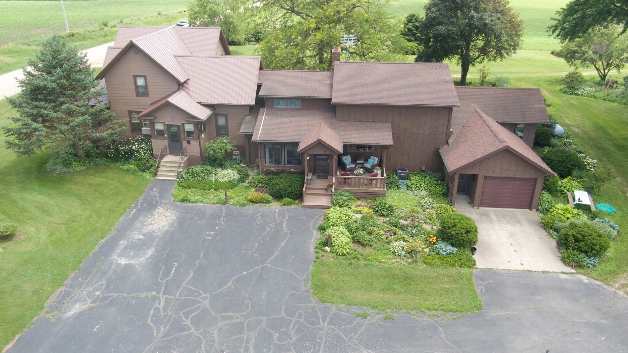 19665 T Ave, Hawkeye, IA for sale Primary Photo- Image 1 of 7