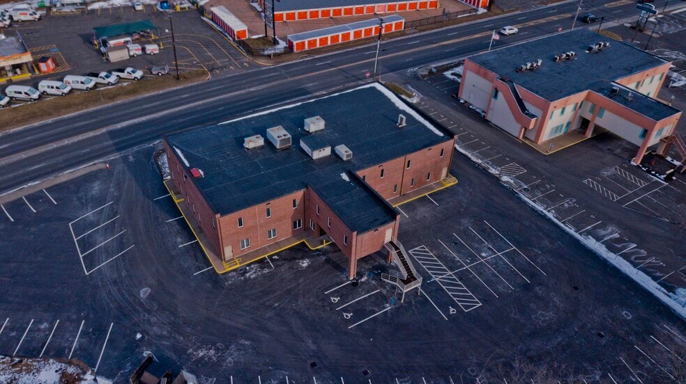 65 Springfield Rd, Westfield, MA for lease - Primary Photo - Image 2 of 15