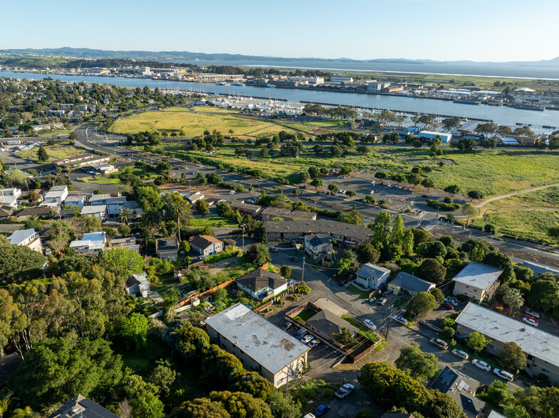 110 Hilborn Ave, Vallejo, CA for sale - Building Photo - Image 3 of 33