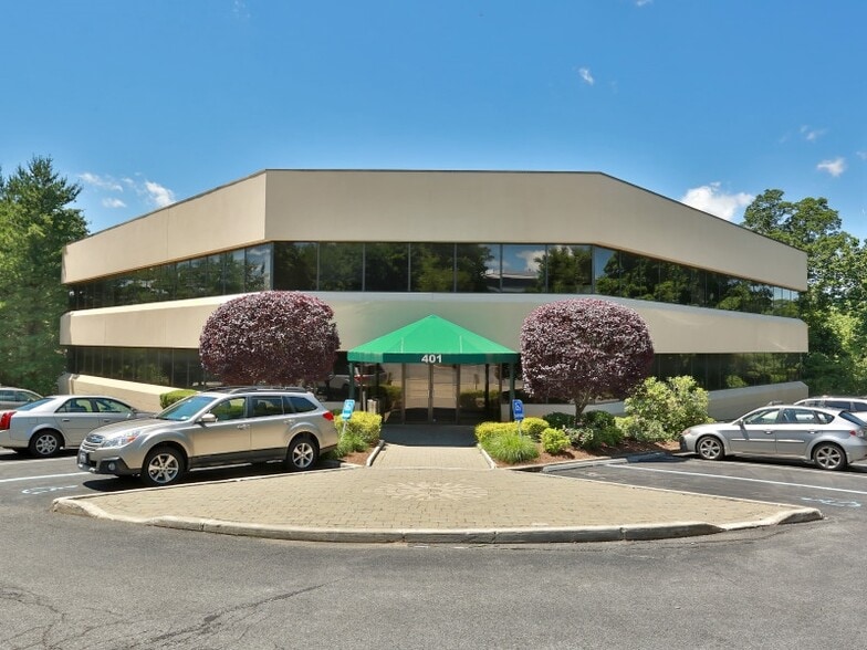 401 Columbus Ave, Valhalla, NY for sale - Building Photo - Image 1 of 9