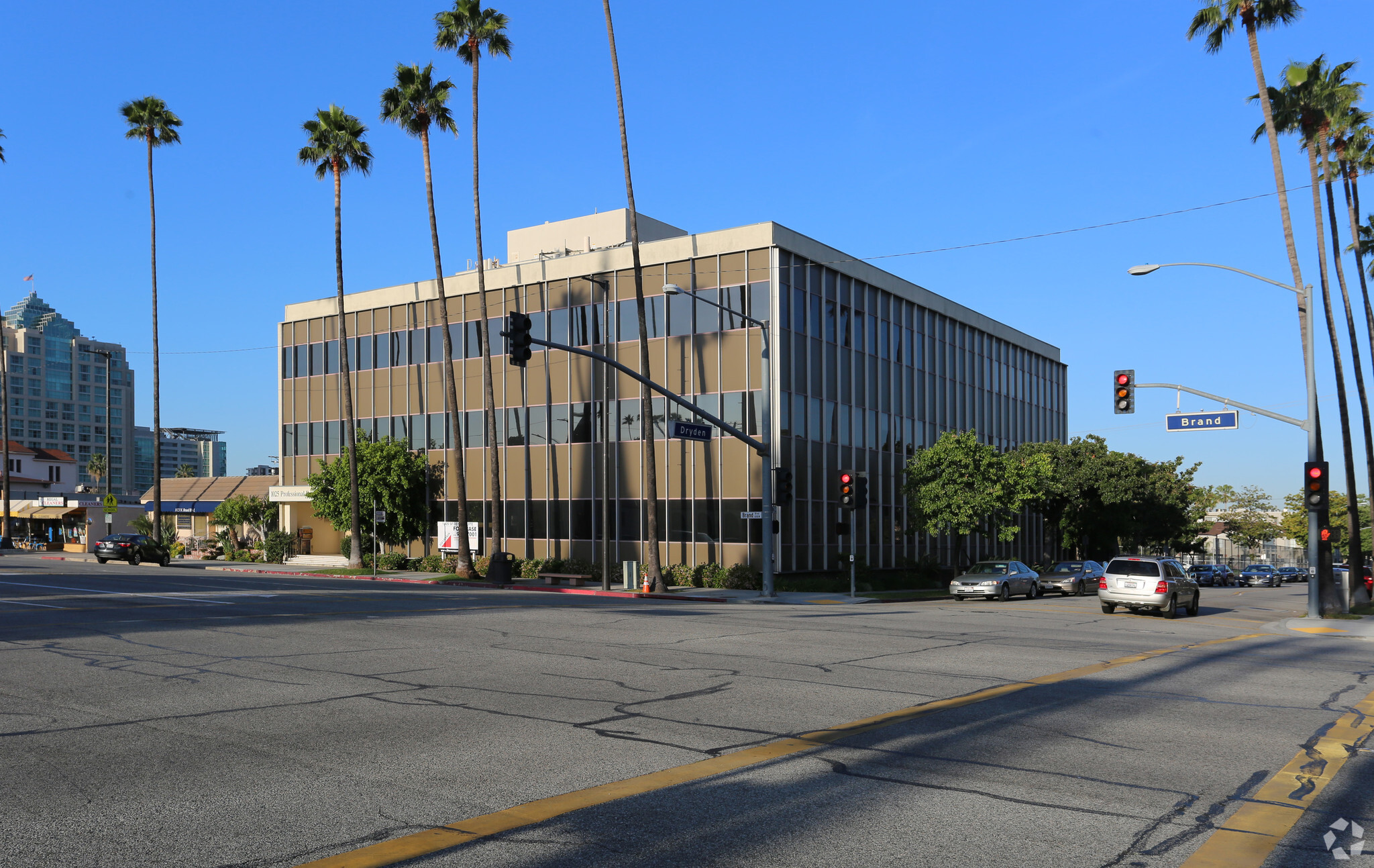 1025 N Brand Blvd, Glendale, CA for sale Primary Photo- Image 1 of 1