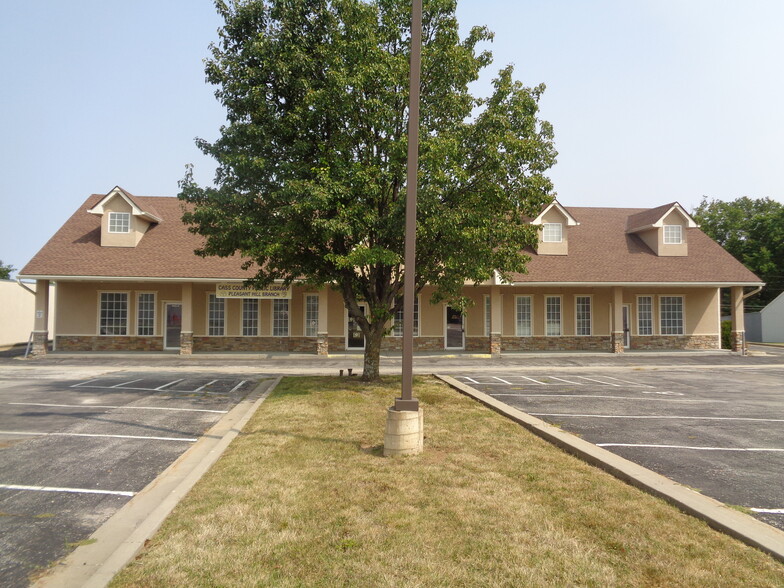 1108 N 7 Hwy, Pleasant Hill, MO for lease - Building Photo - Image 1 of 24