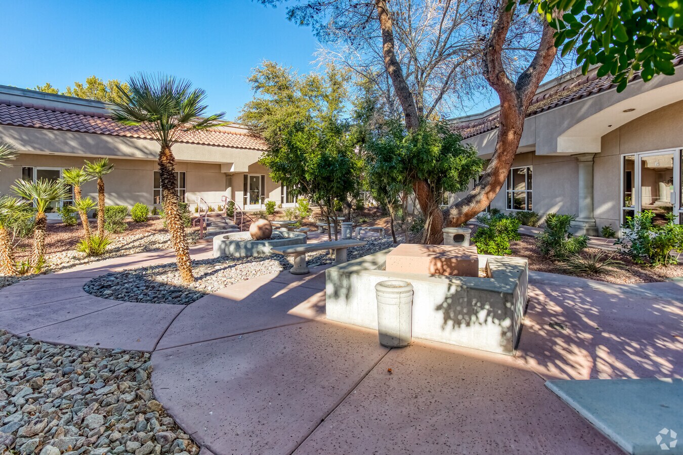 6402 Mcleod Dr, Las Vegas, NV 89120