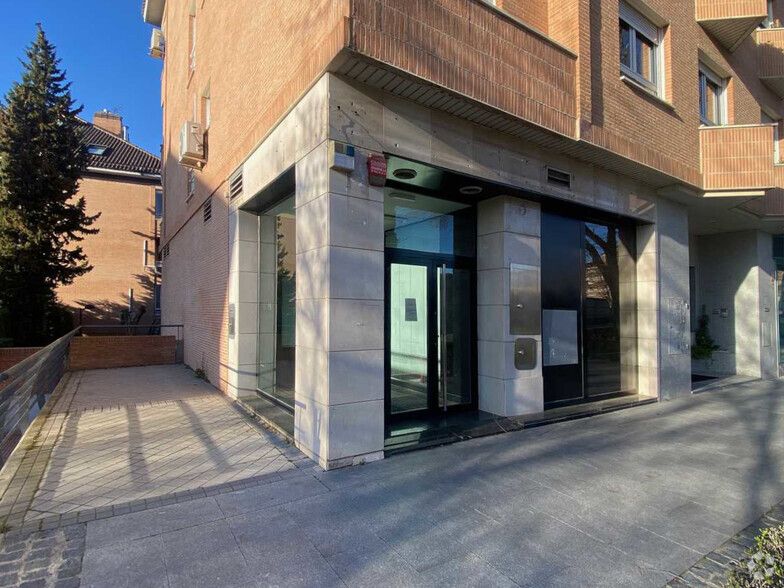 Retail in Boadilla Del Monte, Madrid for lease - Interior Photo - Image 1 of 1