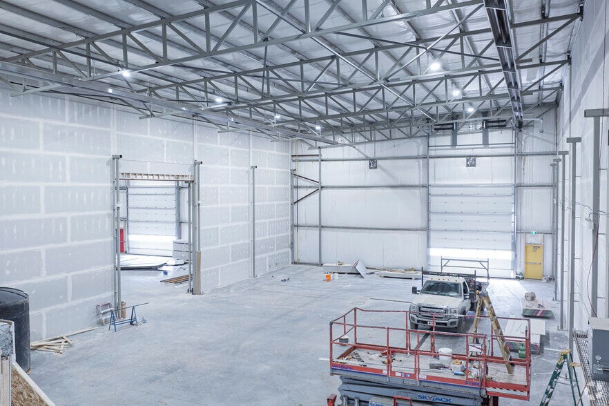 233181 Rge Rd 283, Rocky View No 44, AB for lease - Interior Photo - Image 2 of 19