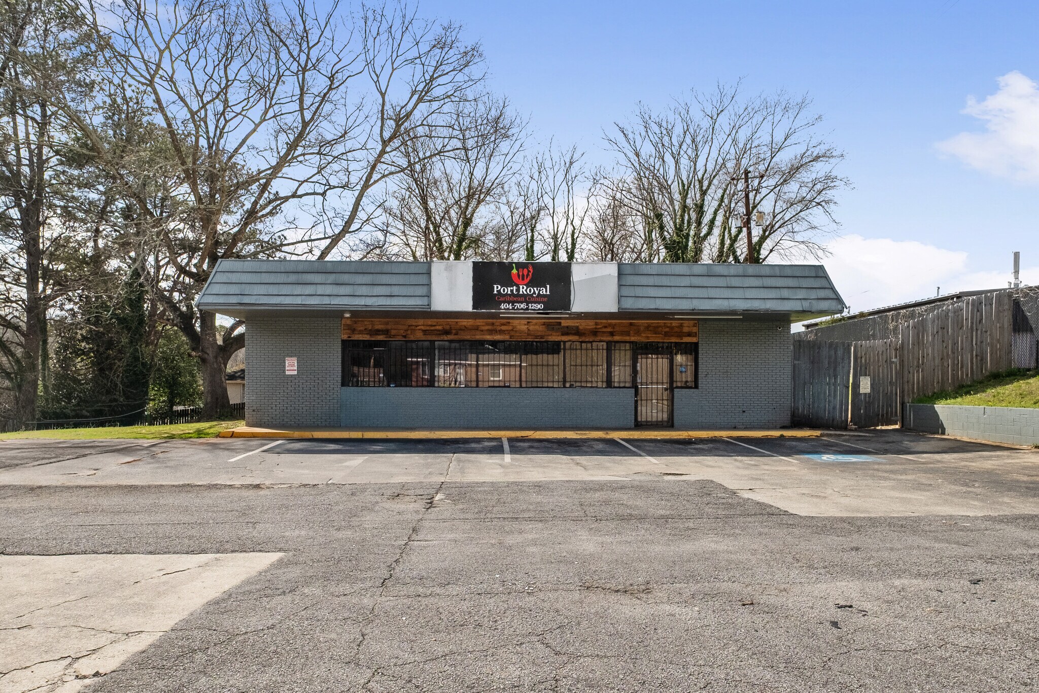 2575 Flat Shoals Rd, Decatur, GA for sale Primary Photo- Image 1 of 9