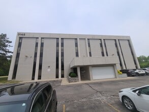 3145 W Clark Rd, Ypsilanti, MI for lease Building Photo- Image 2 of 15
