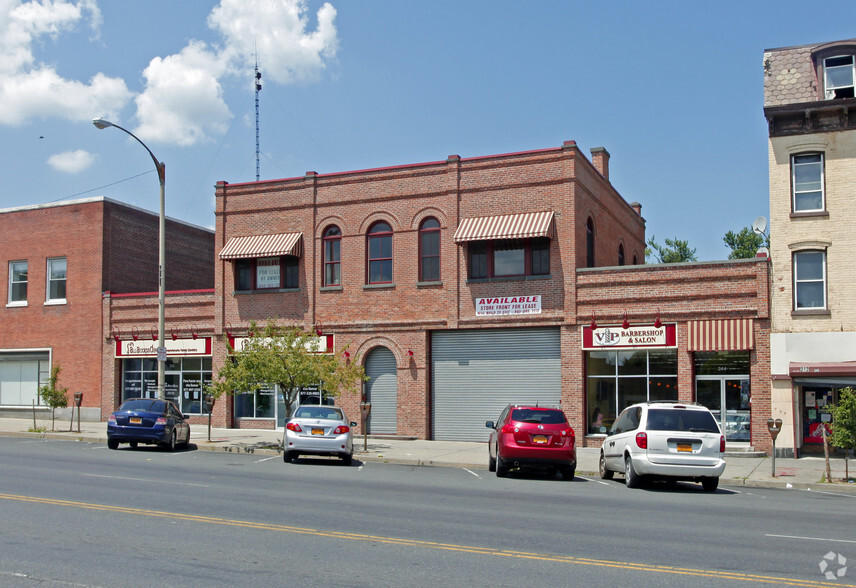 244-250 Broadway, Newburgh, NY for sale - Primary Photo - Image 1 of 1