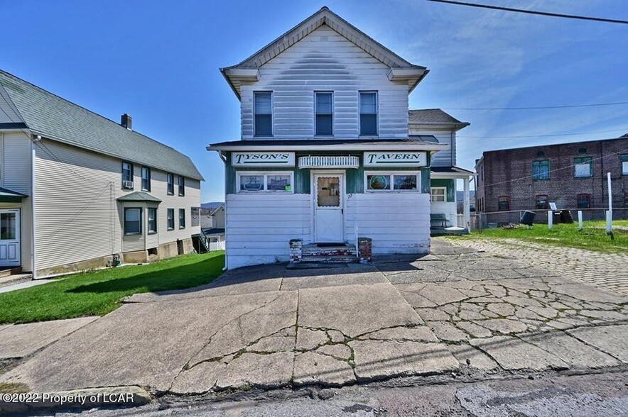 77 Old Newport St, Nanticoke, PA for sale - Primary Photo - Image 1 of 1