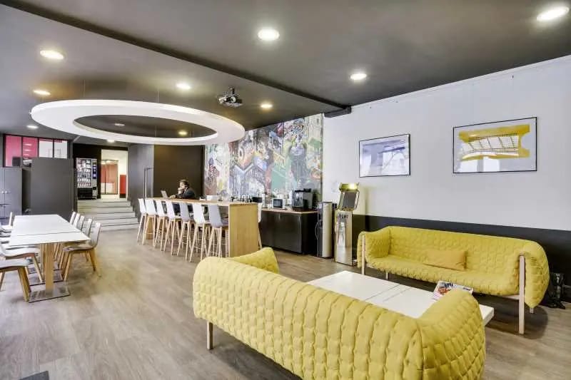 19 Rue De Cléry, Paris for lease Interior Photo- Image 1 of 7