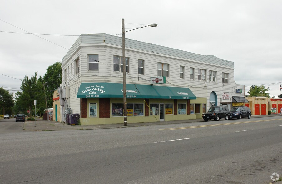 73117331 NE Sandy Blvd, Portland, OR, 97213 Storefront Retail