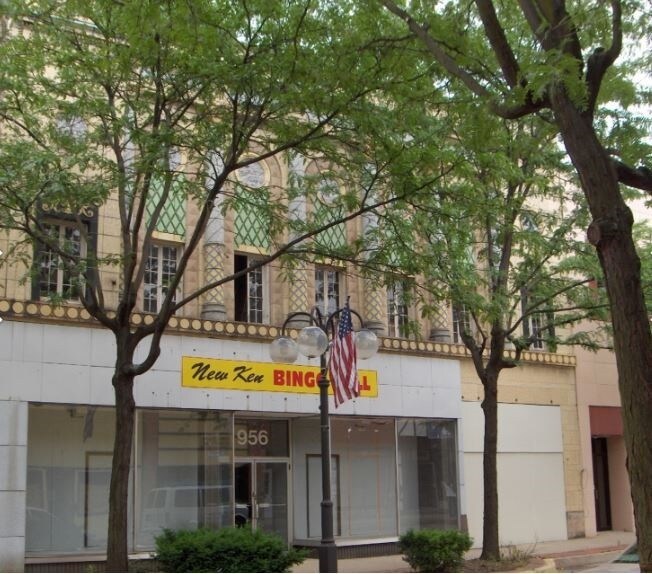 956 5th Ave, New Kensington, PA 15068