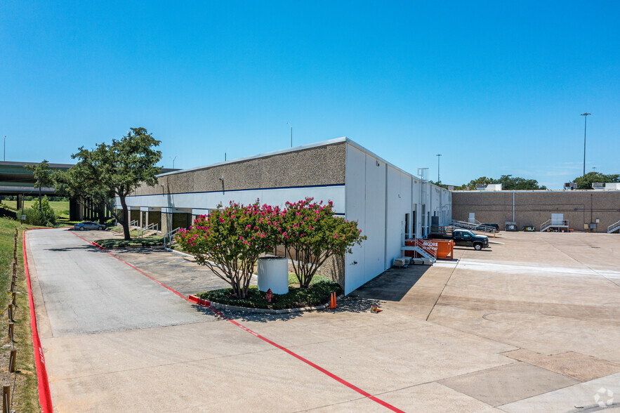 2010 Century Center Blvd, Irving, TX for lease - Building Photo - Image 3 of 5