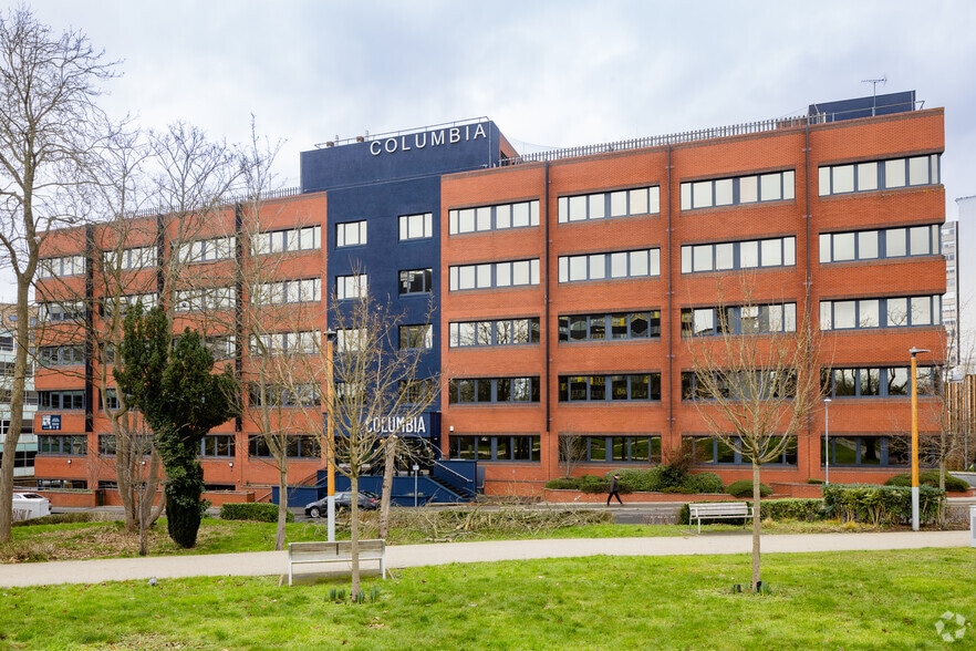 Station Rd, Bracknell for lease - Building Photo - Image 3 of 3