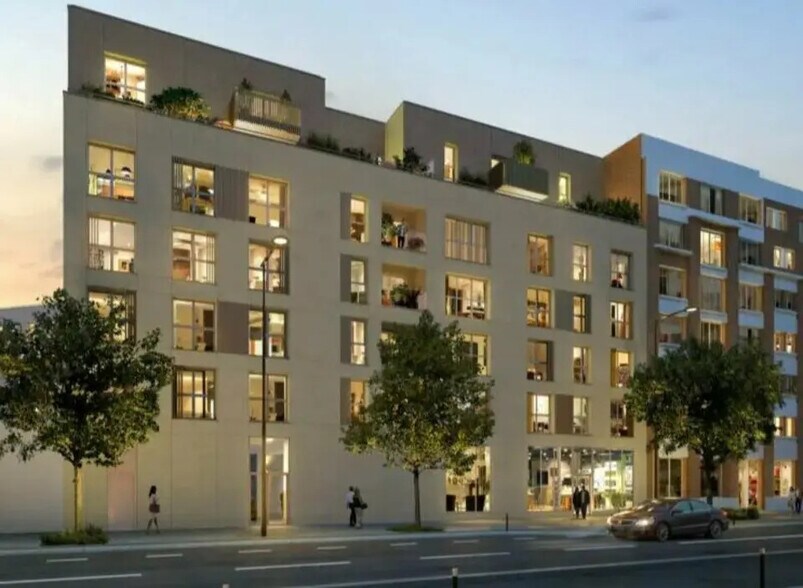 Retail in Aubervilliers for lease - Building Photo - Image 2 of 6