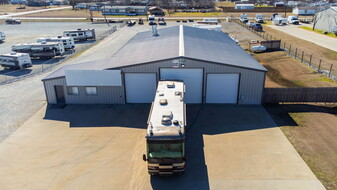 11525 US-380, Krum TX - Warehouse