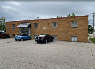 More details for 303 E Paw Paw St, Paw Paw, MI - Office for Lease