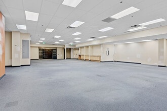 885 Meadowlands Dr, Ottawa, ON for lease Interior Photo- Image 2 of 17