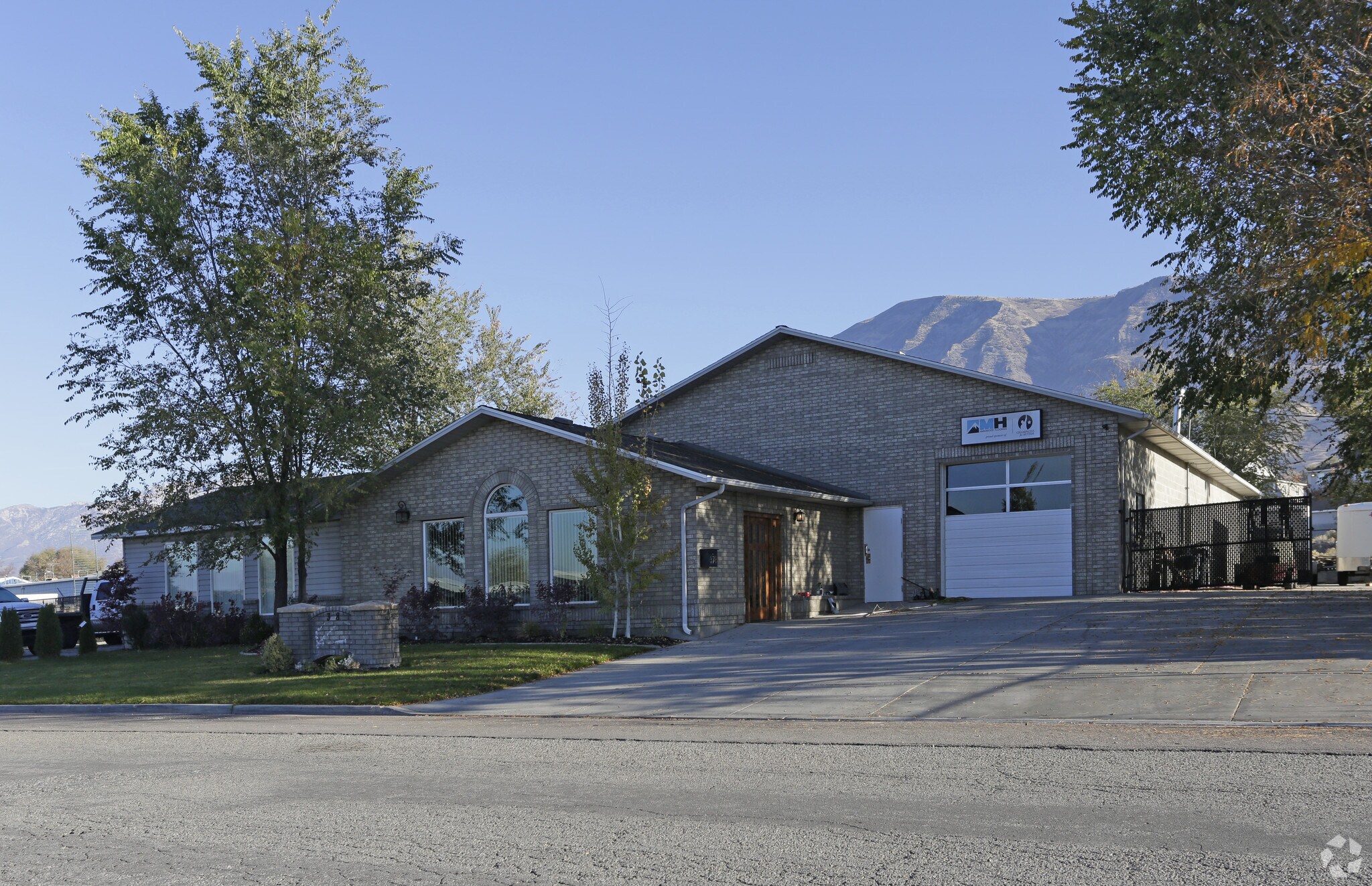 378 W Industrial Dr, Pleasant Grove, UT for sale Primary Photo- Image 1 of 1