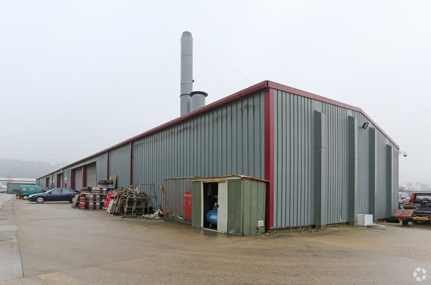 26 Londonthorpe Rd, Grantham for lease - Primary Photo - Image 1 of 3