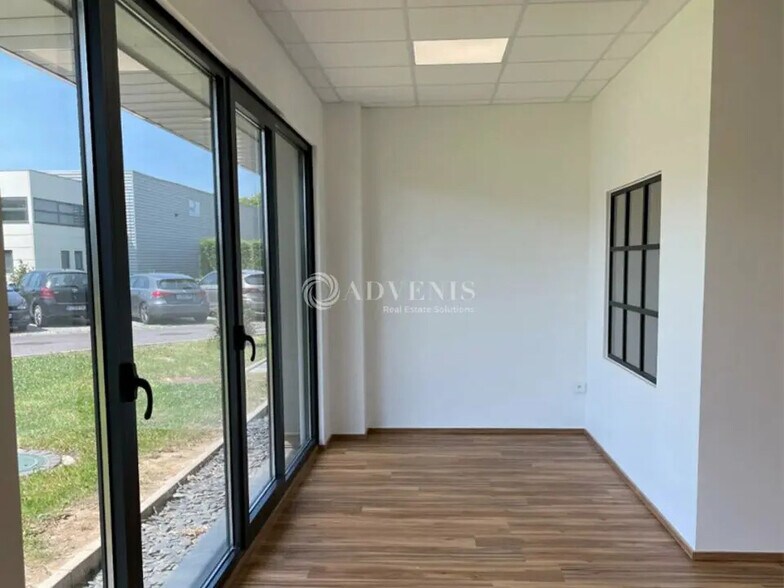 Office in Dinsheim-sur-Bruche for lease - Interior Photo - Image 3 of 6