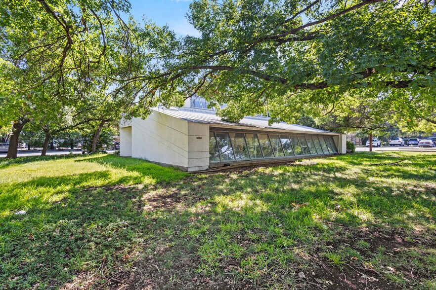 5350 Alpha Rd, Dallas, TX for sale - Building Photo - Image 2 of 24