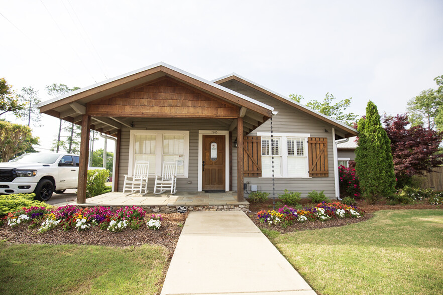 1945 Patton Chapel Rd, Birmingham, AL for sale - Building Photo - Image 3 of 14