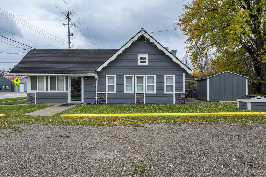 4188 Fenton Rd, Flint, MI for sale - Building Photo - Image 1 of 16