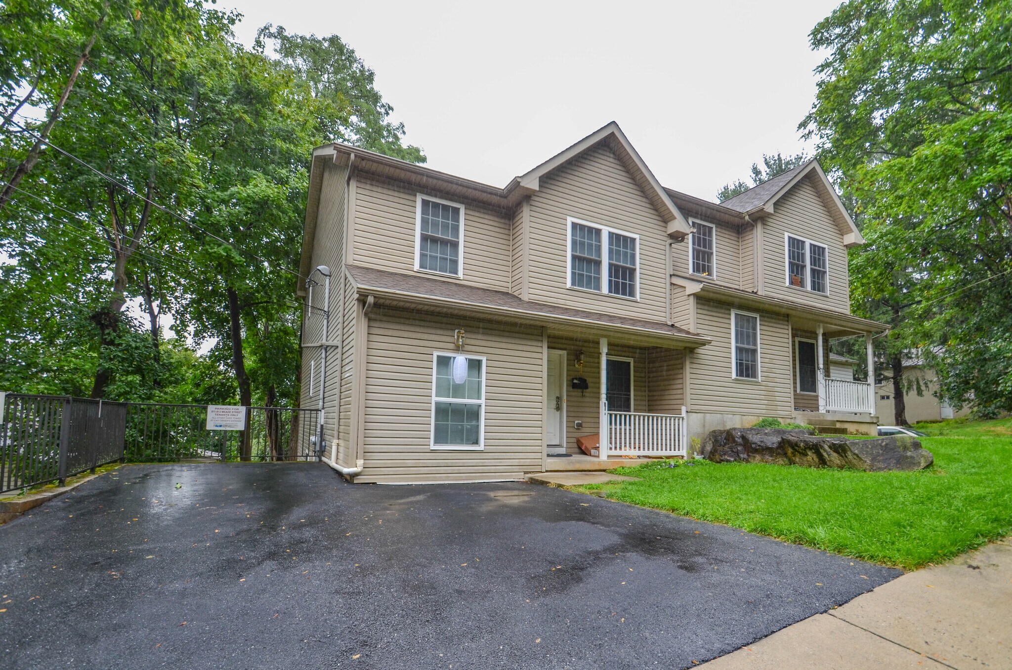 811 Meade St, Bethlehem, PA for sale Primary Photo- Image 1 of 1