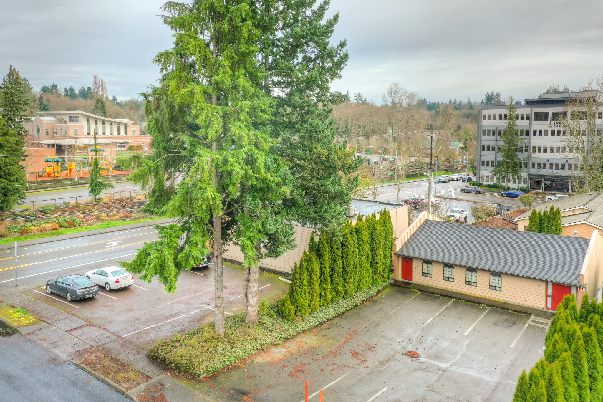 1015 10th Ave SE, Olympia, WA for sale Primary Photo- Image 1 of 1