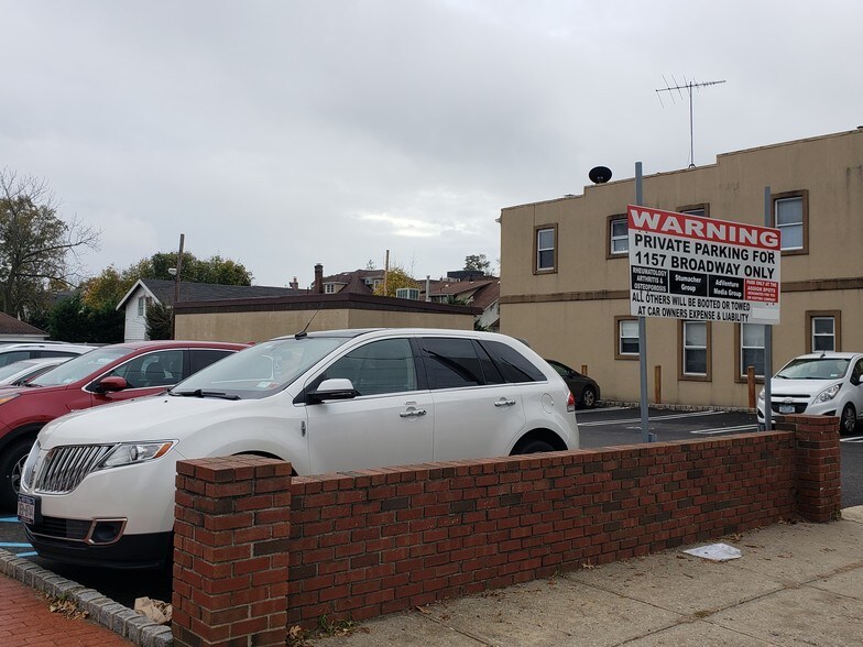 1157 Broadway, Hewlett, NY for sale - Building Photo - Image 1 of 1