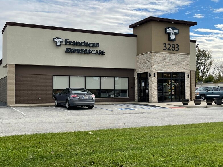 3283-3369 Willowcreek Rd, Portage, IN for lease - Building Photo - Image 3 of 9