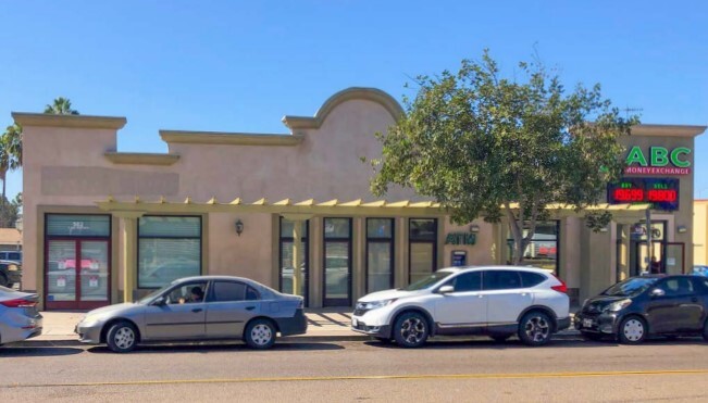 502 E San Ysidro Blvd, San Ysidro, CA for lease - Building Photo - Image 1 of 3