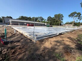 2724 Hibiscus Dr, Edgewater FL - Warehouse